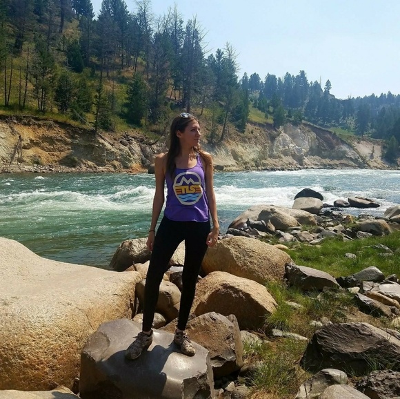 Meet your Posher, Katie - Picture 7 of 8